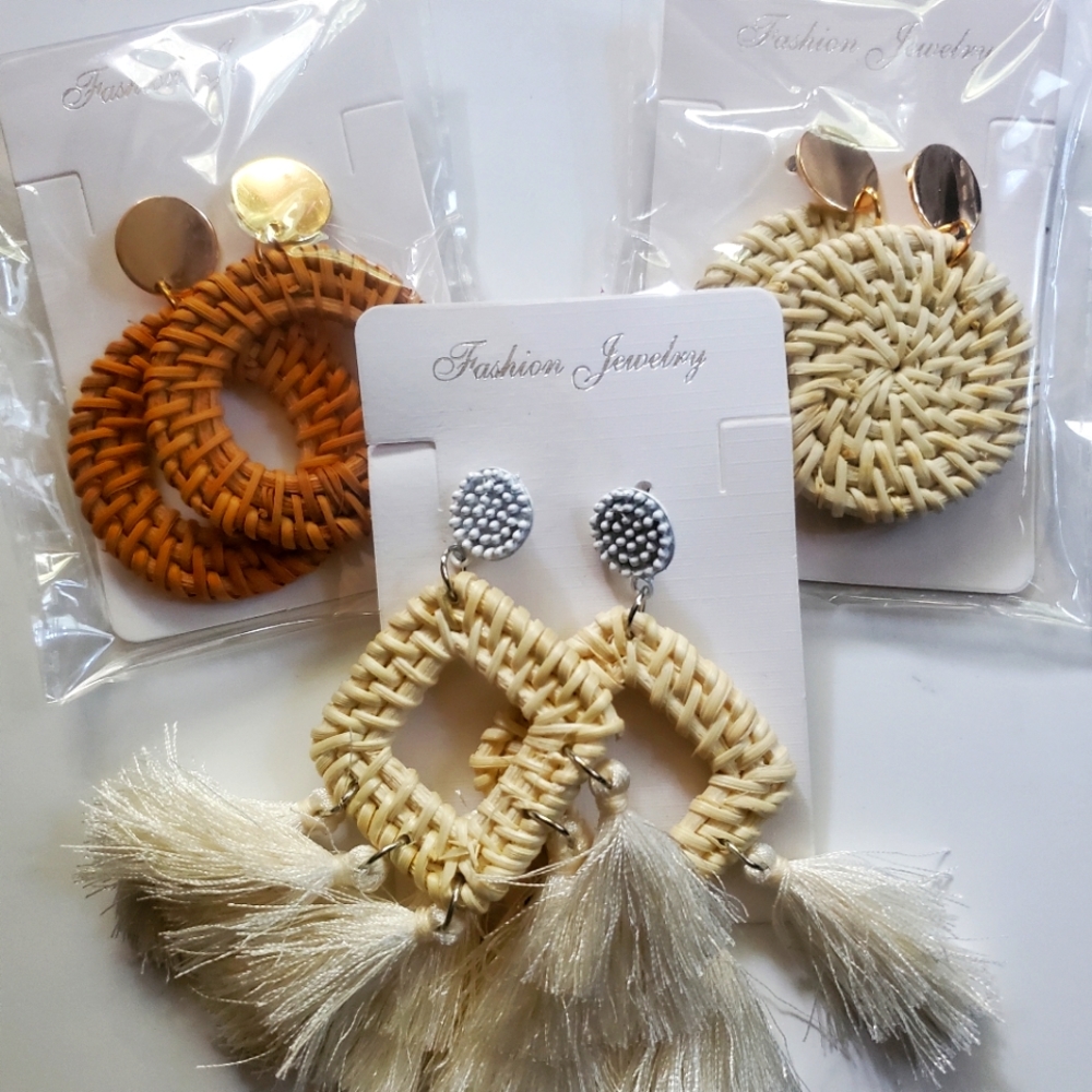 Woman's fashion Jewelry